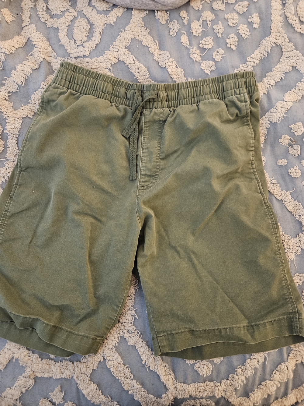 Men's Olive Green Drawstring Casual Shorts